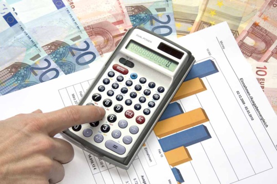 Öffentliche Finanzen: Bundesfinanzministerium veröffentlicht Ergebnisse der 159. Steuerschätzung - Optimistischere Prognose als im September 