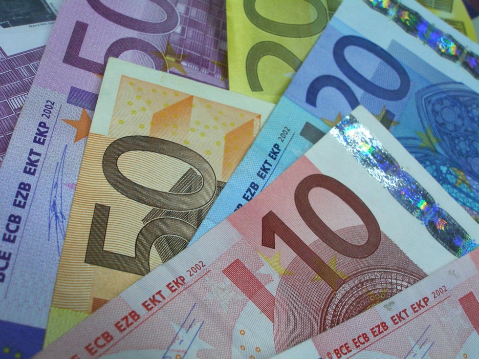 Über 65-Jährige geben vier Milliarden Euro aus